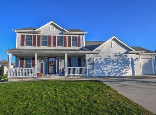 1406 Stoneridge Dr, Watertown, WI 53098
