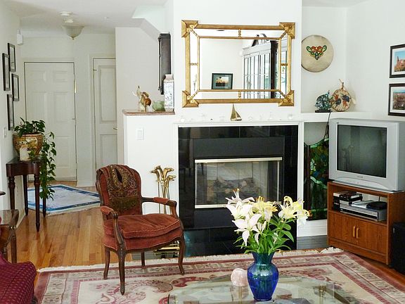 4th image of 107 Winding Ridge Rd #107