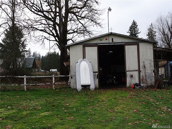 5th image of 12603 Kapowsin Hwy E