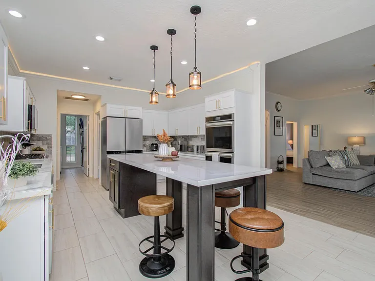 15627 Twisting Springs Dr — Photo 12