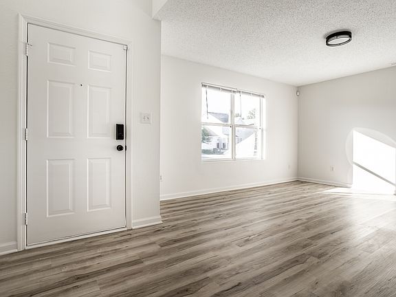 3rd image of 11616 High Grass Dr