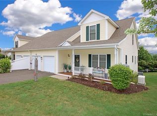 514 Heatherwood Ct #514, Oxford, CT 06478