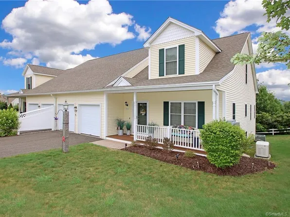 514 Heatherwood Court #514, Oxford, CT 06478