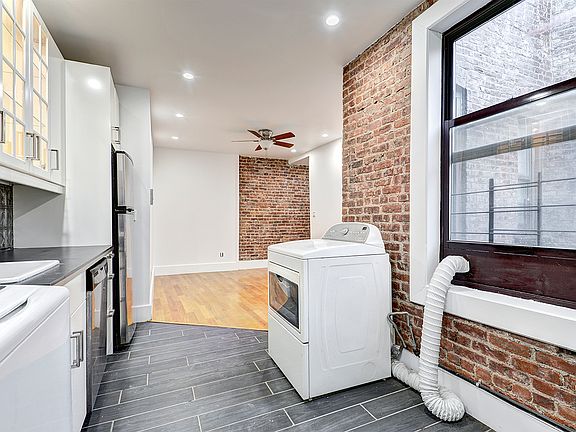 3rd image of 509 W 159th St #14