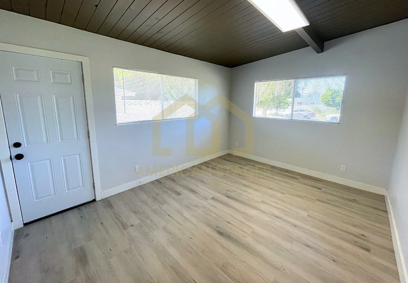 324 North L Street - B — Photo 4