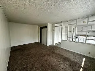 638 East 16th Alley - 1 — Photo 3