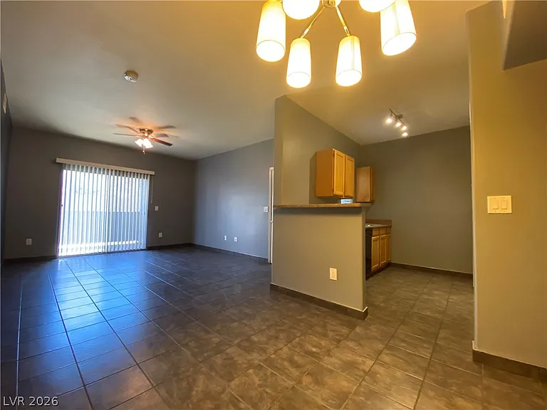 45 Maleena Mesa St #417 — Photo 4