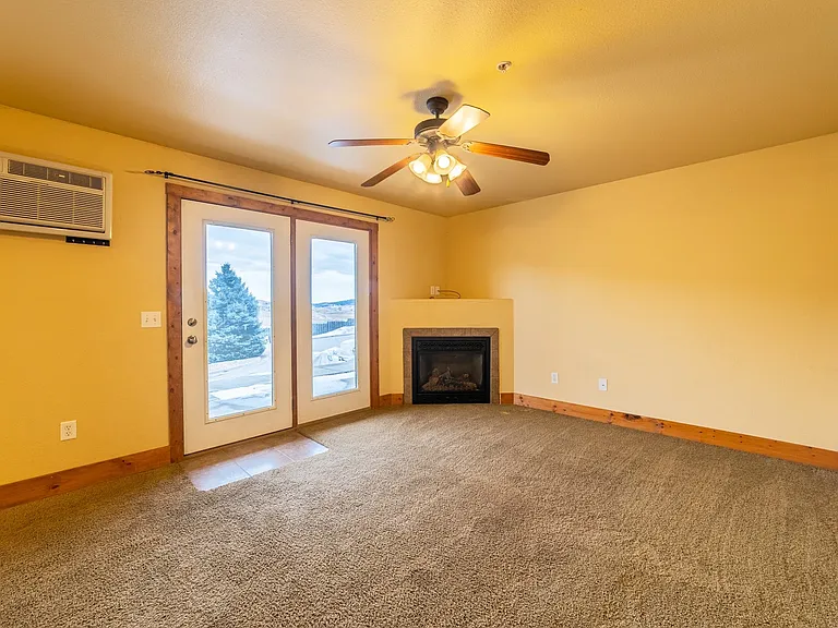 Iron Ridge Estates — Photo 9