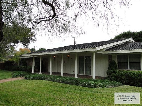 3rd image of 174 Palo Alto Dr