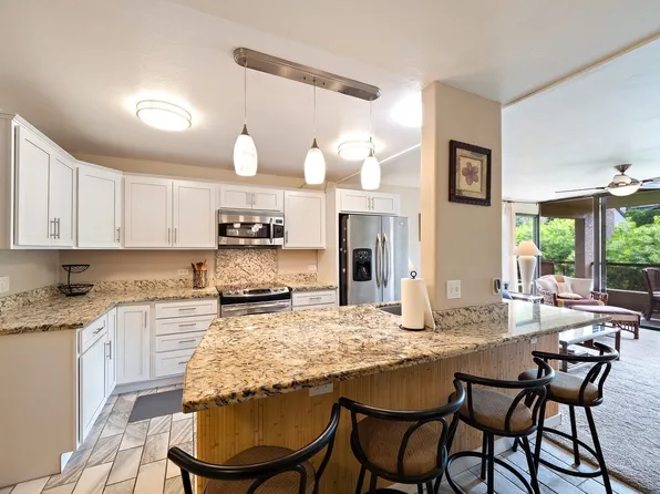 75-5865 Walua Rd APT E627, Kailua Kona, HI 96740