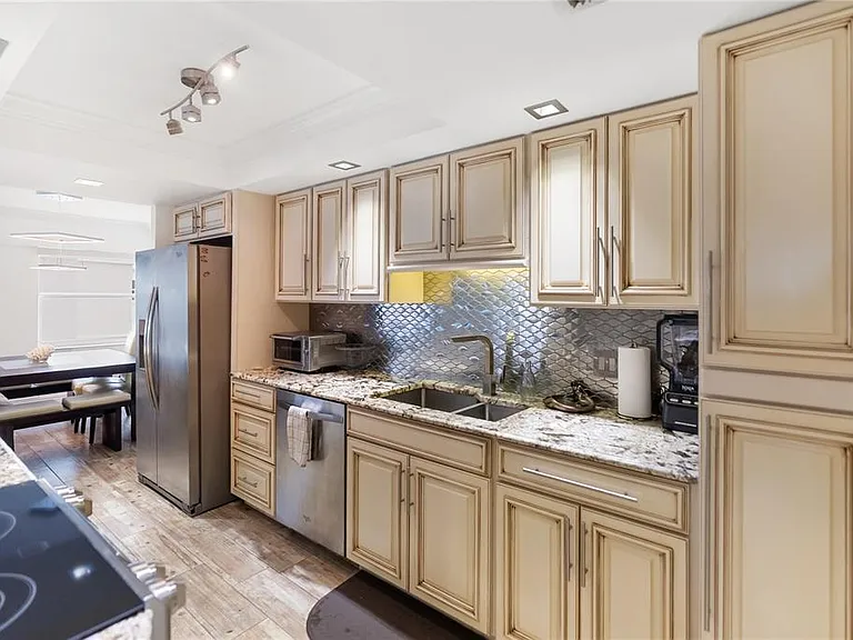 1750 Benjamin Franklin Dr #6G — Photo 7
