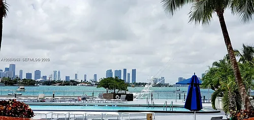 1200 West Ave Photo 1