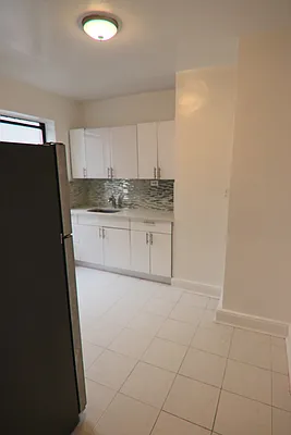 Rented by PMG Real Estate  | media 5