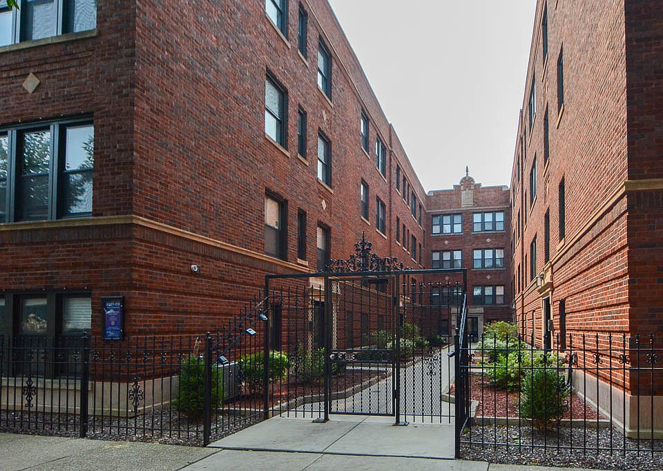 1st image of 2203 W Eastwood Ave Unit G