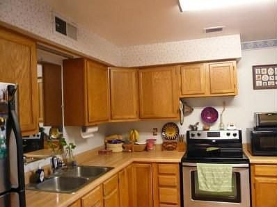 3rd image of 8216 Bart Ave NE