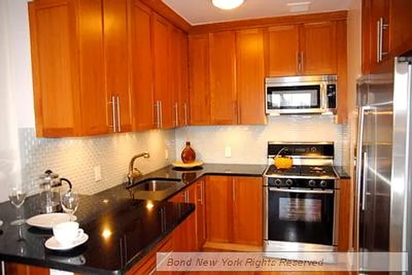 Rented by Bond New York | media 11