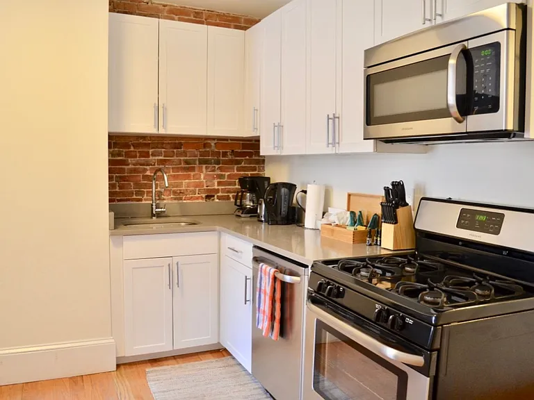 40 E Springfield St #3 — Photo 2