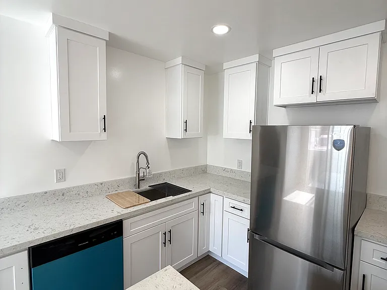 2306 Alta St — Photo 12