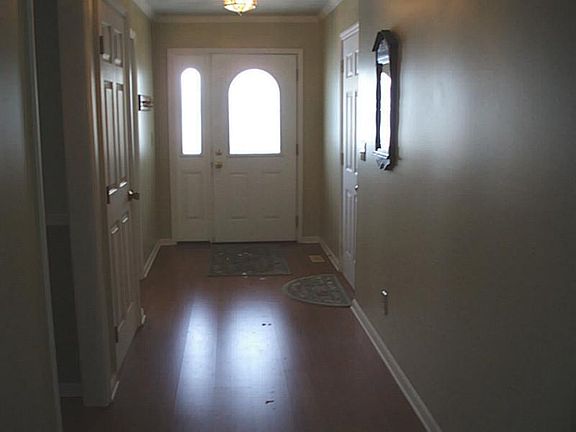 2nd image of 147 Pearce Pl #11