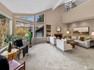 2626 4th Ave N APT 206, Seattle, WA 98109