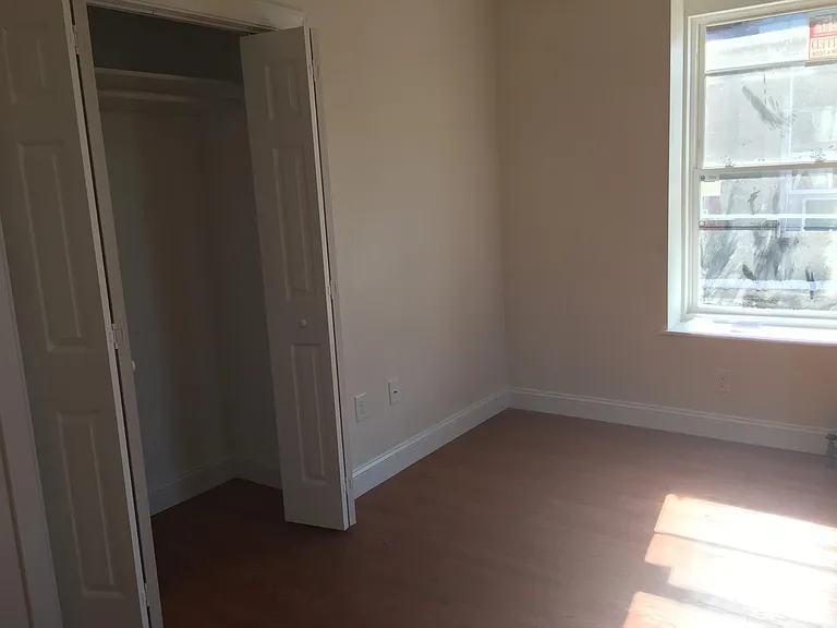 4715 Hazel Ave #2 — Photo 3