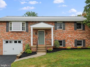 12125 Randy Dr, Greencastle, PA 17225