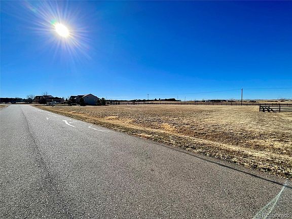 3rd image of 765 Antelope Drive W LOT 82