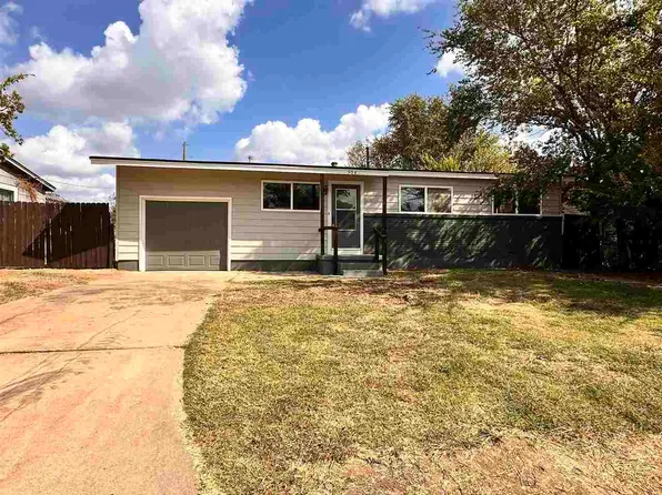 904 SW 37th St, Lawton, OK 73505