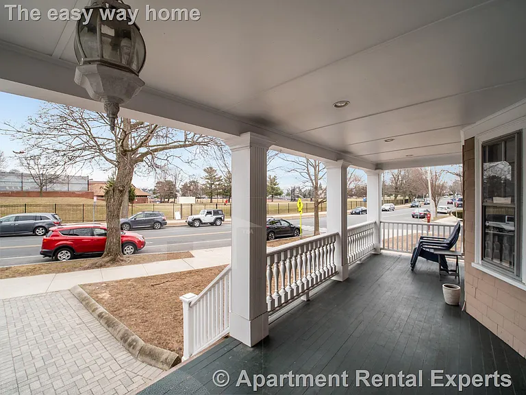 60 Powder House Blvd — Photo 15