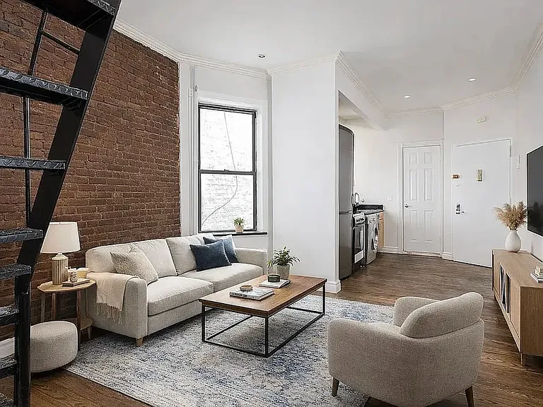 145 E 26th St #6F — Photo 1