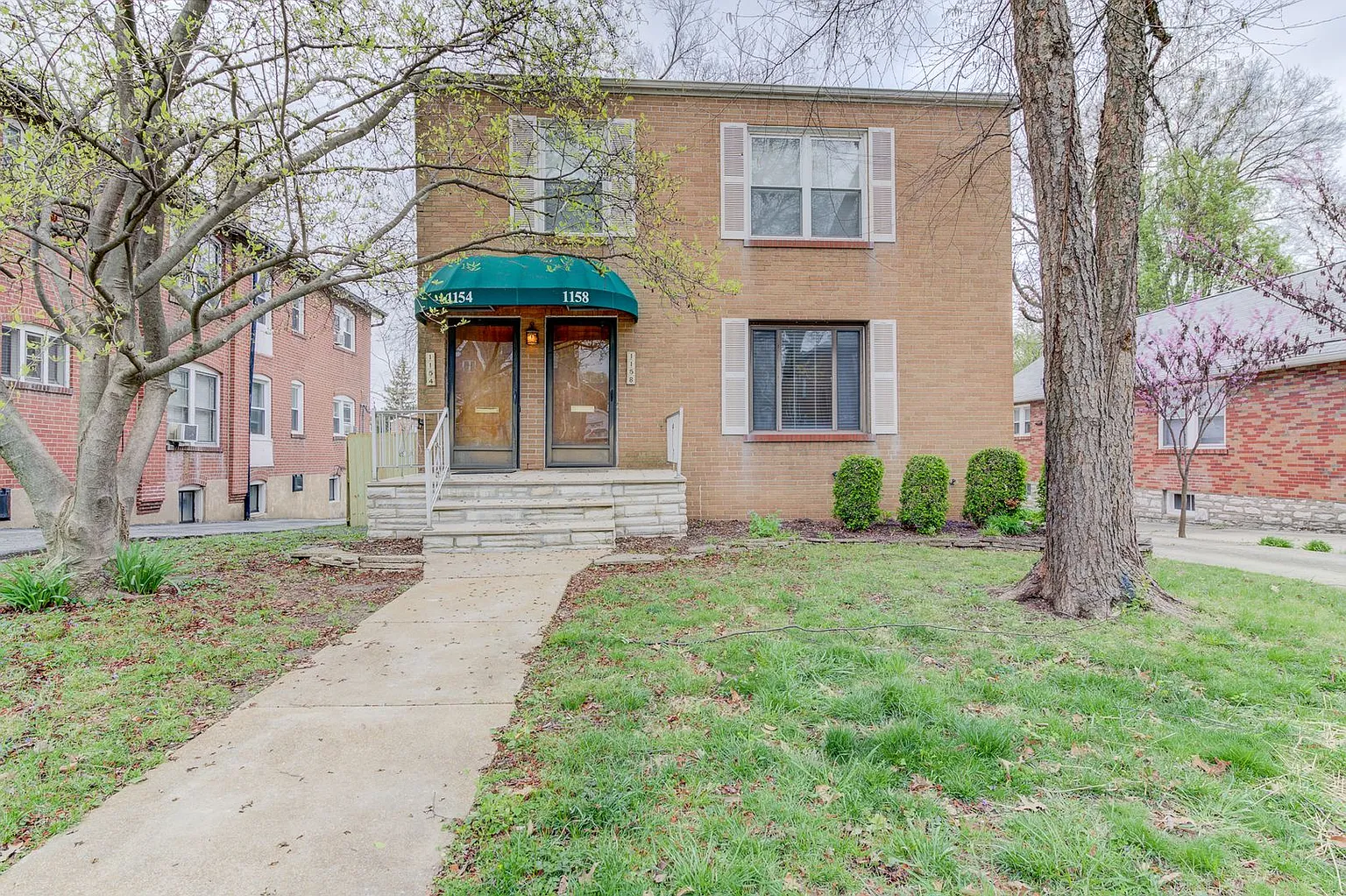 1154-58 Moorlands Dr photo 1