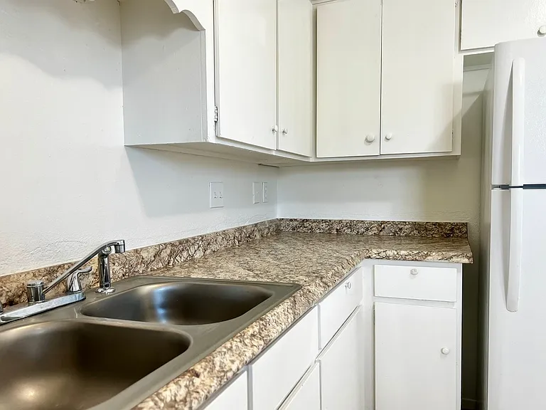 Villas on Holly — Photo 5
