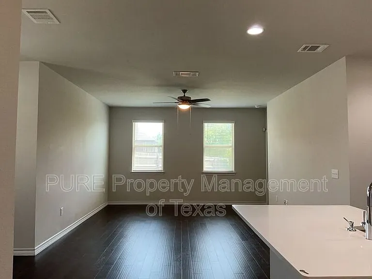 7301 Sligo Dr — Photo 6