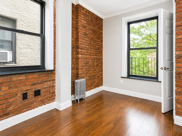 5 W 103rd St #2RW — Photo 3