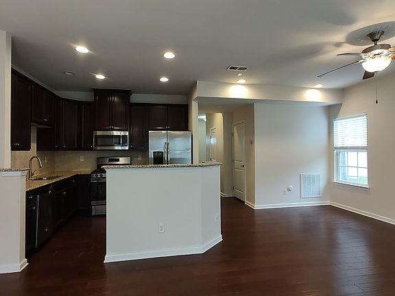 5th image of 7529 Red Mulberry Way