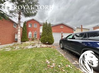 836 Corbetts Rd #2, Oshawa, ON L1K 1Z1