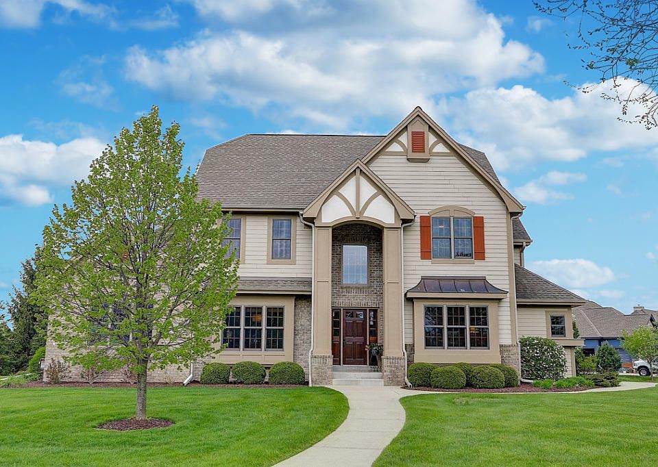 1st image of 355 Sunshine Dr