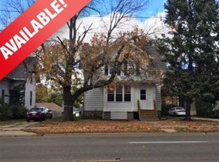 1554 E State St, Rockford, IL 61104