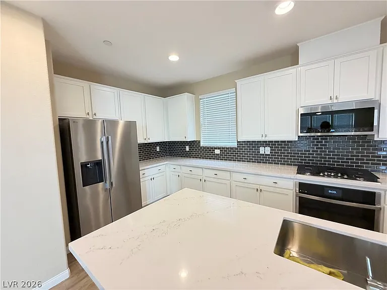 1741 N Desert Foothills Dr — Photo 15