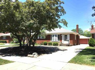 20307 Chalon St, Saint Clair Shores, MI 48080
