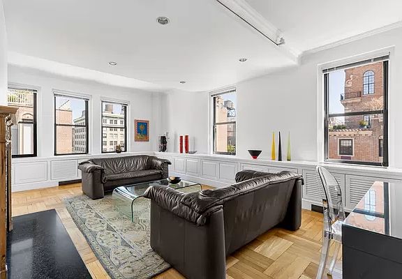 3rd image of 26 E 10th St APT 12F