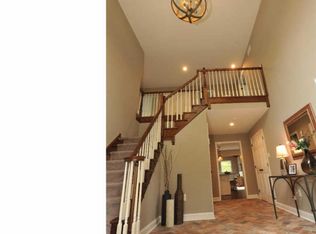 5 Morgan Ln, Wallingford, PA 19086