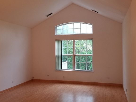 5th image of 137 Fairfield Ln #137