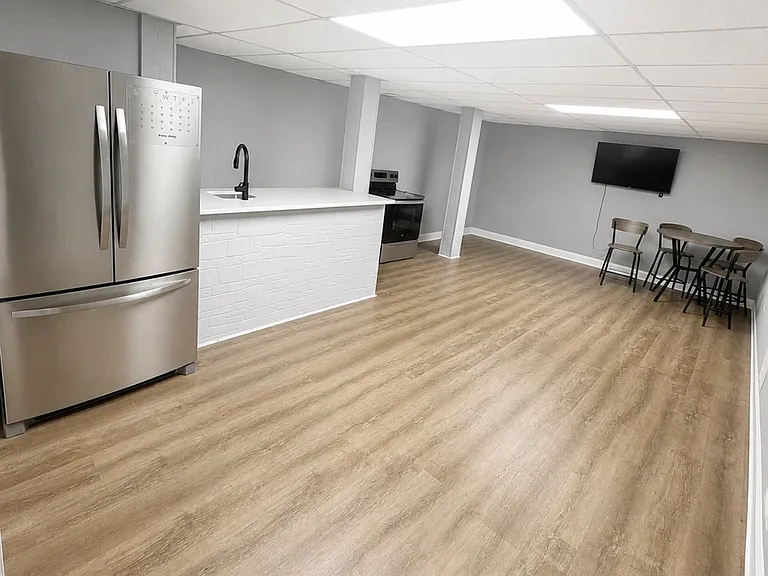 4491 Buckingham Cir #2 — Photo 3