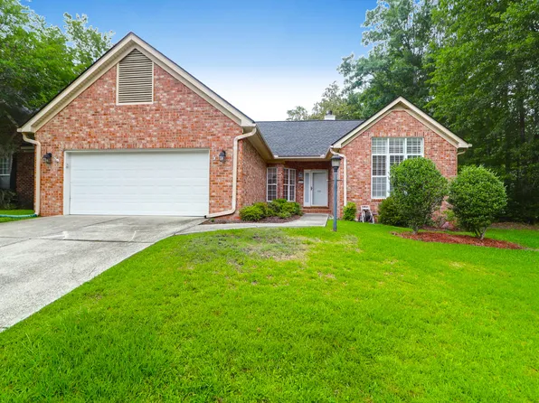 100 Cheshire Dr, Goose Creek, SC 29445