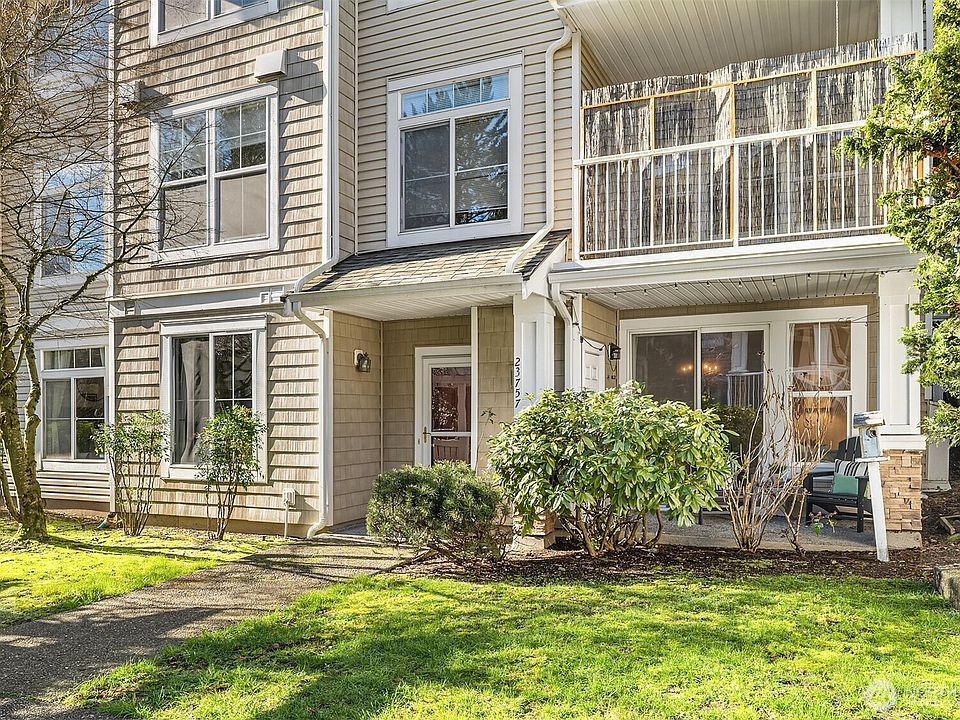 1st image of 23757 SE 52nd Lane #13-1