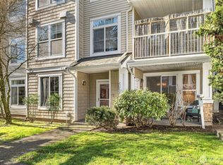 23757 SE 52nd Ln #131, Issaquah, WA