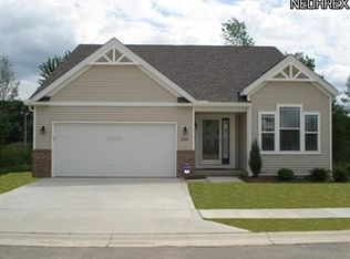 6520 Clearwater Ct, Solon, OH 44139