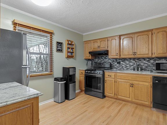 5th image of 4436 Wildwood Ct