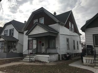 3615 W Rogers St, Milwaukee, WI 53215